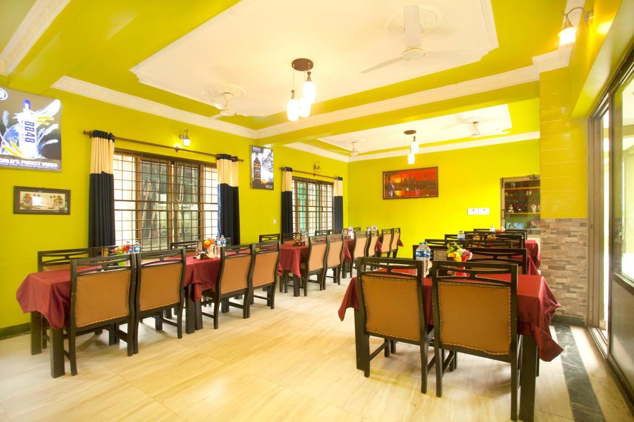Lumbini Guest House エクステリア 写真